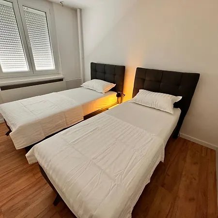 High-floor Apartment, Free Parking شقة